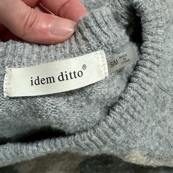 Idem ditto  star sweater intentionally pilled ￼grey cream wool - Picture 3 of 6